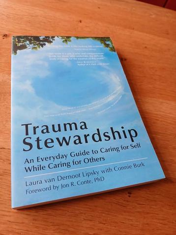 Trauma Stewardship - 9781576759448, Laura Van Dernoot Lipsky beschikbaar voor biedingen