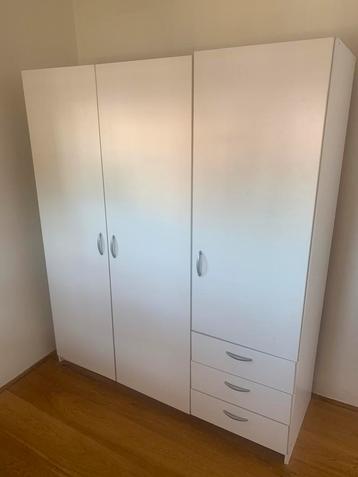 Kledingkast Ikea
