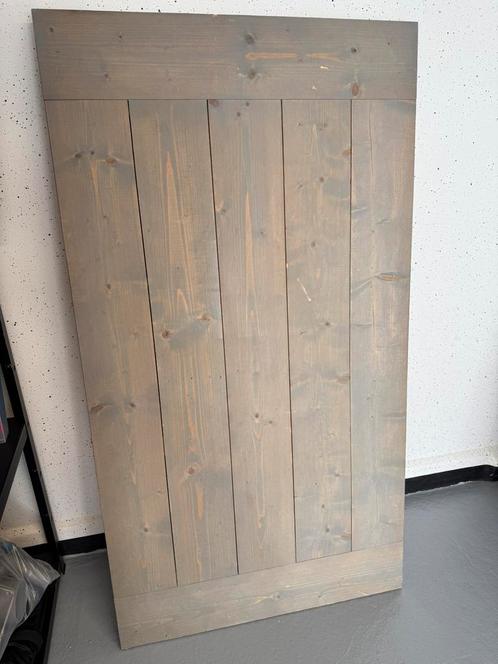 Heeft wat liefde nodig, maar mooeie tuin/keuken tafel, Antiek en Kunst, Antiek | Meubels | Tafels, Ophalen