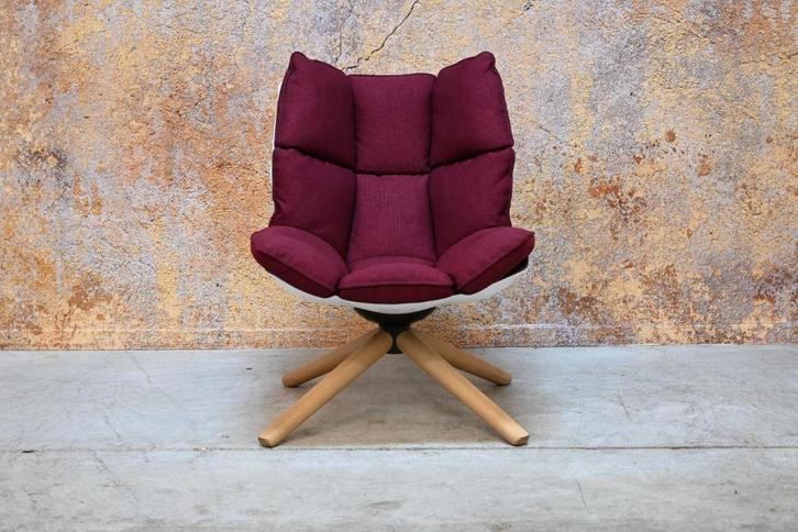 Als NIEUW B&B Italia Husk design draaifauteuil, Huis en Inrichting, Fauteuils, Zo goed als nieuw, Hout, Metaal, 75 tot 100 cm
