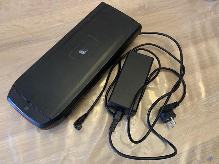 Phylion XH370-13J, Fietsen en Brommers, Fietsaccessoires | Fietsaccu's, Gebruikt, Ophalen of Verzenden