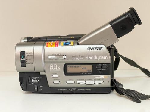 SONY CCD-TR913E Hi8 camcorder met extras en NIGHTSHOT, Audio, Tv en Foto, Videocamera's Analoog, Camera, Hi 8, Ophalen of Verzenden