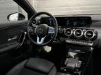 Mercedes-Benz A-Klasse 250 e Luxury Line 218PK | Pano | Navi, Auto's, Parkeerassistent, Gebruikt, Blauw, Leder en Stof