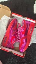 Nike Air Max 1 Valentines Day 40 (HV2301-600), Verzenden, Nieuw, Sneakers of Gympen