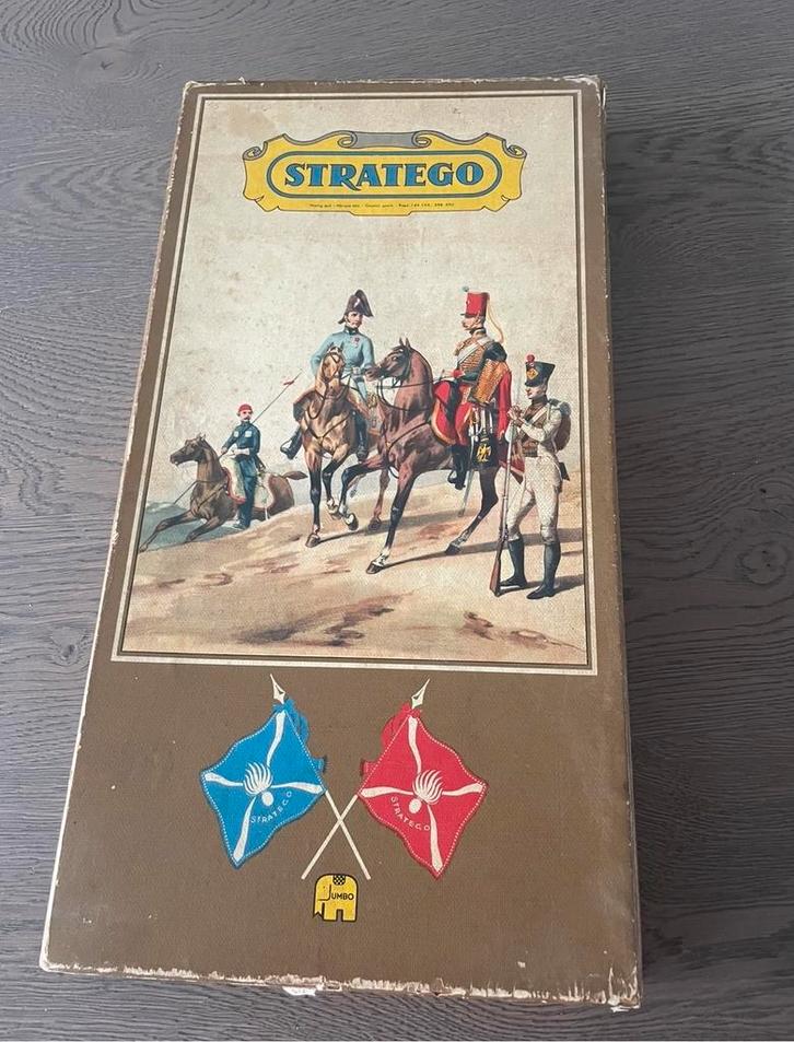 Stratego Bordspel - Klassieker!, Hobby en Vrije tijd, Gezelschapsspellen | Bordspellen, Gebruikt, Een of twee spelers, Reisspel
