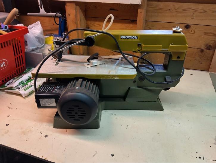 Proxxon Figuurzaag RM404, Doe-het-zelf en Verbouw, Gereedschap | Zaagmachines, Gebruikt, Figuurzaag, Minder dan 600 watt, Minder dan 30 mm