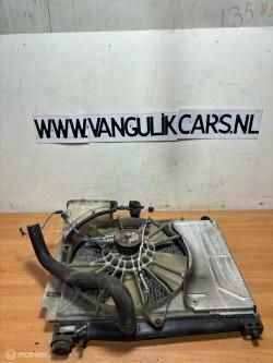 Radiateur  Toyota Yaris II ('99-05), Auto-onderdelen, Motor en Toebehoren, Toyota, Gebruikt, Ophalen of Verzenden