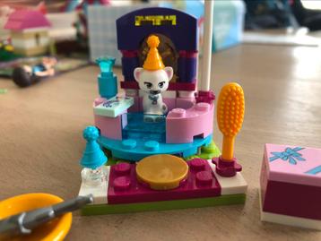 41114 Lego friends schoonheidssalon beschikbaar voor biedingen