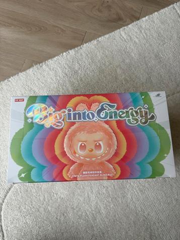Originele Pop Mart Labubu Big Into Energy nieuw & sealed beschikbaar voor biedingen