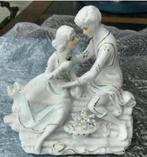 Brocante Beeld. Man en Vrouw Zgan / Kop + Schotel/ Vogel etc, Ophalen of Verzenden