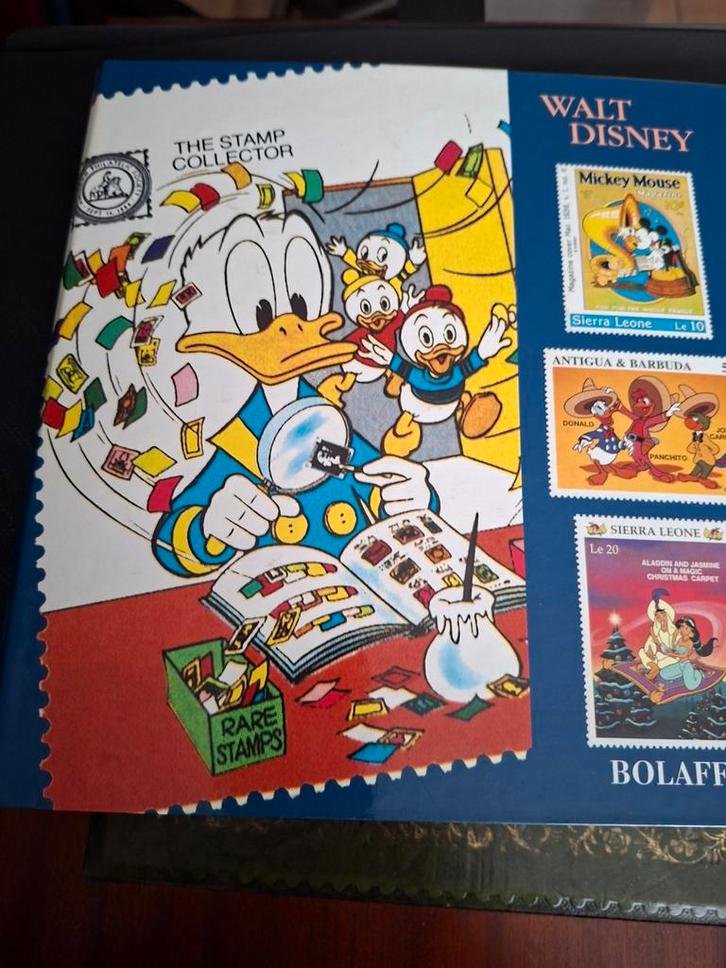 Disney Postzegel Album - Bijzondere Verzameling, Postzegels en Munten, Postzegels | Volle albums en Verzamelingen, Buitenland