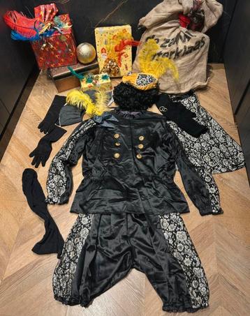 Pietenpak zilver geel zwart uniek  maat xxl sinterklaas beschikbaar voor biedingen