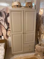 Kledingkast •Knap• by Juffrouw Kwast, Ophalen, Info@juffrouw-kwast.nl, Juffrouw Kwast, 50 tot 75 cm
