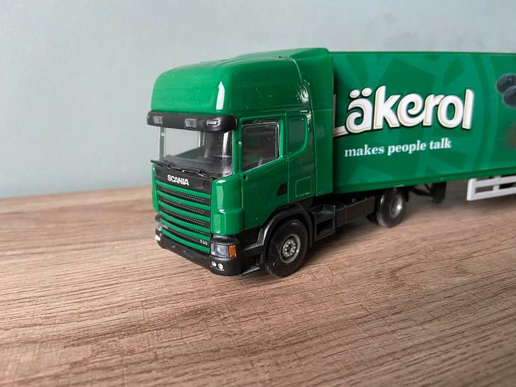 Lion Toys Scania 4 Serie144G 530 Lakerol, Hobby en Vrije tijd, Modelauto's | 1:50, Zo goed als nieuw, Bus of Vrachtwagen, Lion Toys