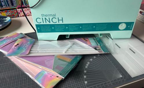 Thermal cinch - we r memory keepers, Hobby en Vrije tijd, Scrapbooking, Zo goed als nieuw, Overige merken, Ophalen of Verzenden