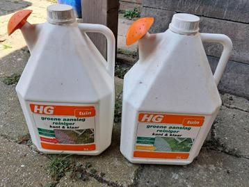 2 Jerrycans Kant En Klare Groene Aanslagreiniger beschikbaar voor biedingen