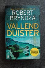 Vallend duister (Robert Bryndza), Boeken, Robert Bryndza, Ophalen of Verzenden, Zo goed als nieuw, Nederland
