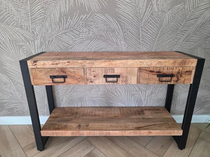 Mangohouten Sidetable met 3 Lades, Huis en Inrichting, Kasten | Dressoirs, Zo goed als nieuw, 100 tot 150 cm, 25 tot 50 cm, Met lade(s)