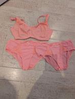 Hunkemöller setje E80 plus 2 broekjes maat L, Hunkemöller, Ophalen of Verzenden, Roze, Setje