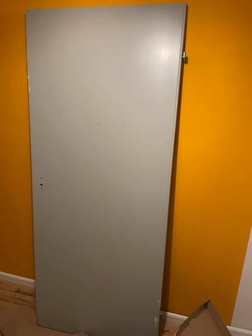 Deur 80x202cm beschikbaar voor biedingen