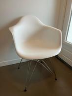 Witte Kuipstoel - Eames Lookalike, Ophalen, Kunststof, Wit, Zo goed als nieuw