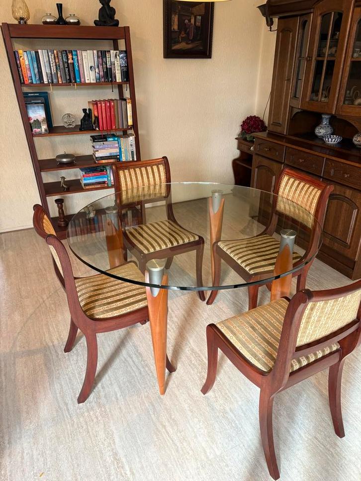 Glazen Eettafel met 4 mahonie hout Stoelen, Huis en Inrichting, Tafels | Eettafels, Gebruikt, 100 tot 150 cm, 100 tot 150 cm, Vijf personen of meer