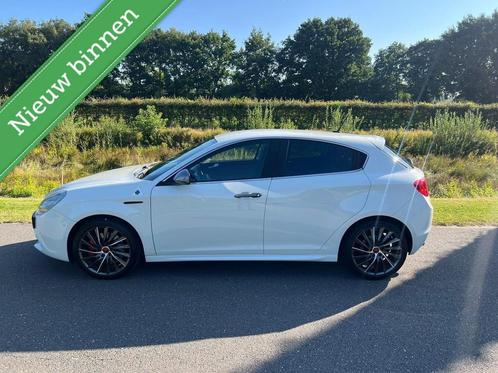 Alfa Romeo Giulietta QV 1750TBI 240pk TCT, 78dkm, Perfect!, Auto's, Alfa Romeo, Bedrijf, Te koop, Giulietta, ABS, Airbags, Airconditioning