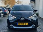 Toyota Aygo 1.0 VVT-i x-clusiv|NAVI|CAM|CRUISE|GARANTIE, Auto's, Toyota, Voorwielaandrijving, Gebruikt, Euro 6, 4 stoelen