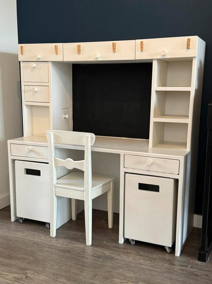 Kinder bureautje met opbergruimte en krijtbord, Kinderen en Baby's, Kinderkamer | Tafels en Stoelen, Gebruikt, Tafel(s) en Stoel(en)