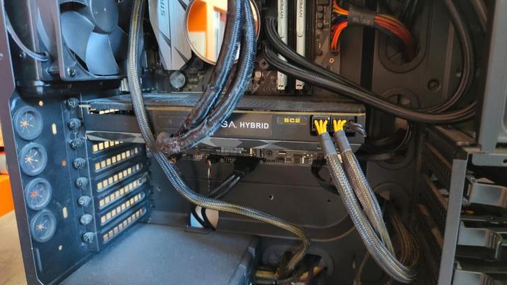 EVGA 1080 Ti Hydro Waterkoeling, Computers en Software, Videokaarten, Gebruikt, Nvidia, PCI-Express 3.0, GDDR5, HDMI, DisplayPort