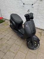 Capri scooter 2017 | 20.000 km | Matzwart | Rijdt goed |, Fietsen en Brommers, Overige merken, Ophalen of Verzenden, Zo goed als nieuw