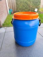 2 Voertonnen - Blauw met Oranje Deksel 50 ltr, Dieren en Toebehoren, Ophalen