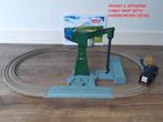 Trackmaster Thomas de Trein, Cranky's Spinning Cargo Drop, Ophalen of Verzenden, Gebruikt
