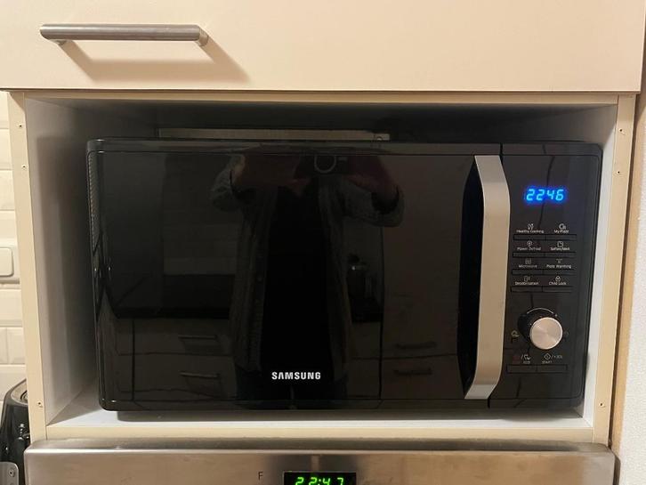 Samsung magnetron, Witgoed en Apparatuur, Magnetrons, Gebruikt, Vrijstaand, Magnetron, 45 tot 60 cm, Draaiplateau, Ophalen