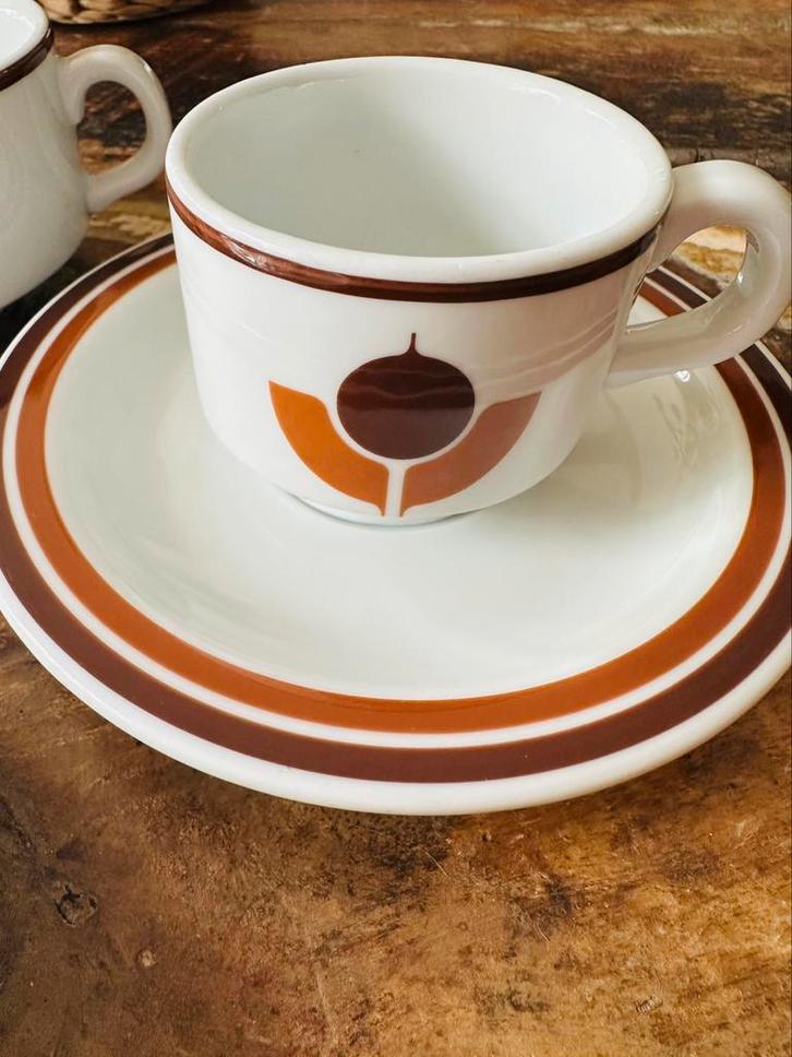 Vintage Mosa kop en schotels 62x, Huis en Inrichting, Keuken | Servies, Gebruikt, Kop(pen) en/of Schotel(s), Overige stijlen, Porselein