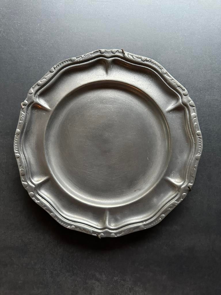 3 Tinnen borden met keurmerk, Antiek en Kunst, Antiek | Tin, Ophalen of Verzenden