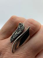 V492 Prachtige vintage zilveren ring verstelbaar, Ophalen of Verzenden, X, Dame, Zilver