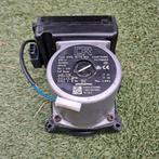 Remeha calenta 40C pomp Grundfos UPM2 15-70 RES, Minder dan 30 cm, Cv-ketel of Combi-ketel, Minder dan 60 cm, Ophalen of Verzenden