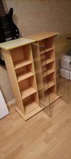 2 cd/dvd kastjes met glazen deur., Ophalen, Gebruikt, 75 tot 150 discs, Hout