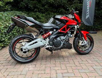 Zeer mooie Aprilia SHIVER 750 ABS 2012 beschikbaar voor biedingen
