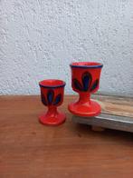 Twee leuke eierdopjes. Keramiek. Vintage. Retro, Huis en Inrichting, Keuken | Servies, Gebruikt, Keramiek, Overige typen, Ophalen of Verzenden