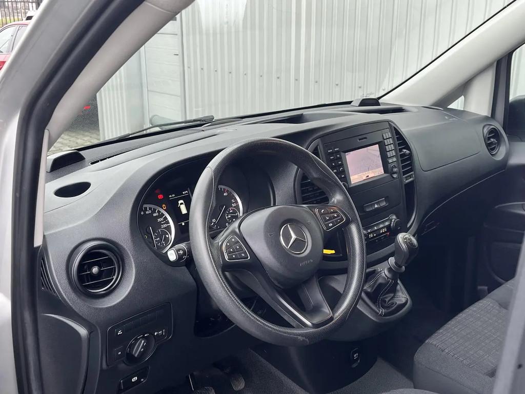 Mercedes-Benz Vito 111 CDI Lang*NAVI*CAM*A/C*TE € 16.500,0, Auto's, 1883 kg, Stof, Gebruikt, Electronic Stability Program (ESP)