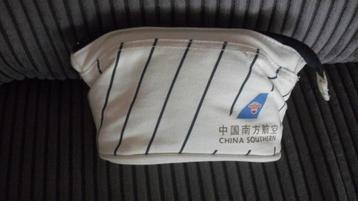 vliegtuig passagier reistasje beschikbaar voor biedingen