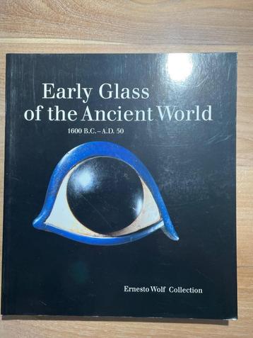 Early glass of the ancient world