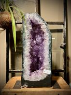 Amethist geode brazilie, Ophalen, Mineraal