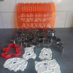 Uitsteekvormpjes., Ophalen of Verzenden, Zo goed als nieuw