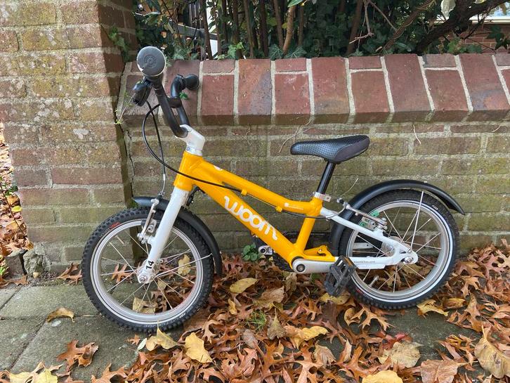 Woom 2 Kinderfiets - Geel, Fietsen en Brommers, Fietsen | Kinderfietsjes, Gebruikt, Ophalen