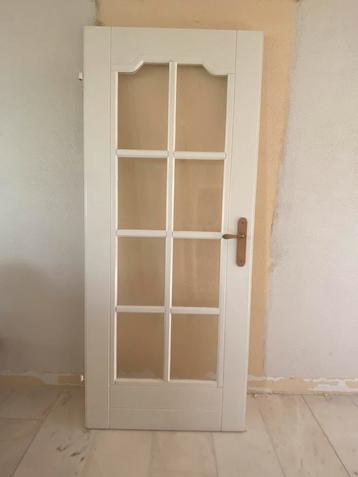 Binnendeur opdek met 8 ruiten 85 x 201 beschikbaar voor biedingen