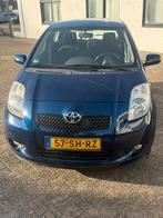 Toyota Yaris 1.3 16V Vvt-i 5DR 2006 Blauw, Auto's, Voorwielaandrijving, 40 €/maand, 4 cilinders, 547 kg