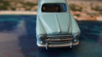 Onbespeelde Dinky Toys Blauwe Peugeot 403 Familiale 24F, beschikbaar voor biedingen